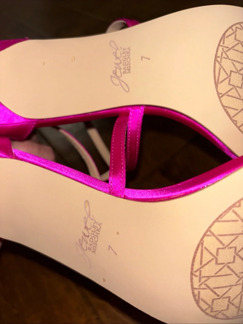 Jewel Badgley Mischka Sz 7 Strappy Satin High Heel Sandals in Fuchsia